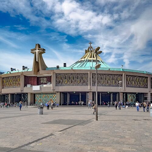 Basílica y Pirámides – Todo Incluído
